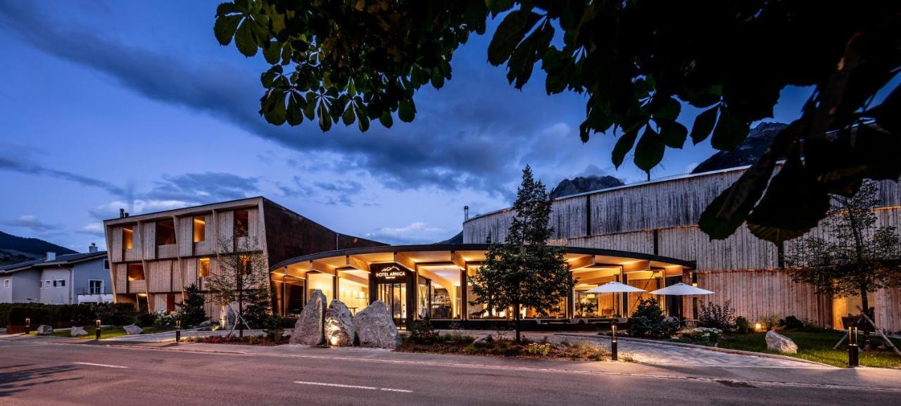 Hotel Arnica Scuol - Adults Only Dış mekan fotoğraf