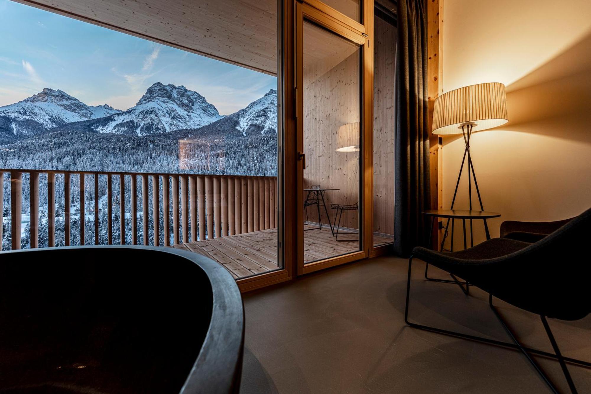 Hotel Arnica Scuol - Adults Only Dış mekan fotoğraf